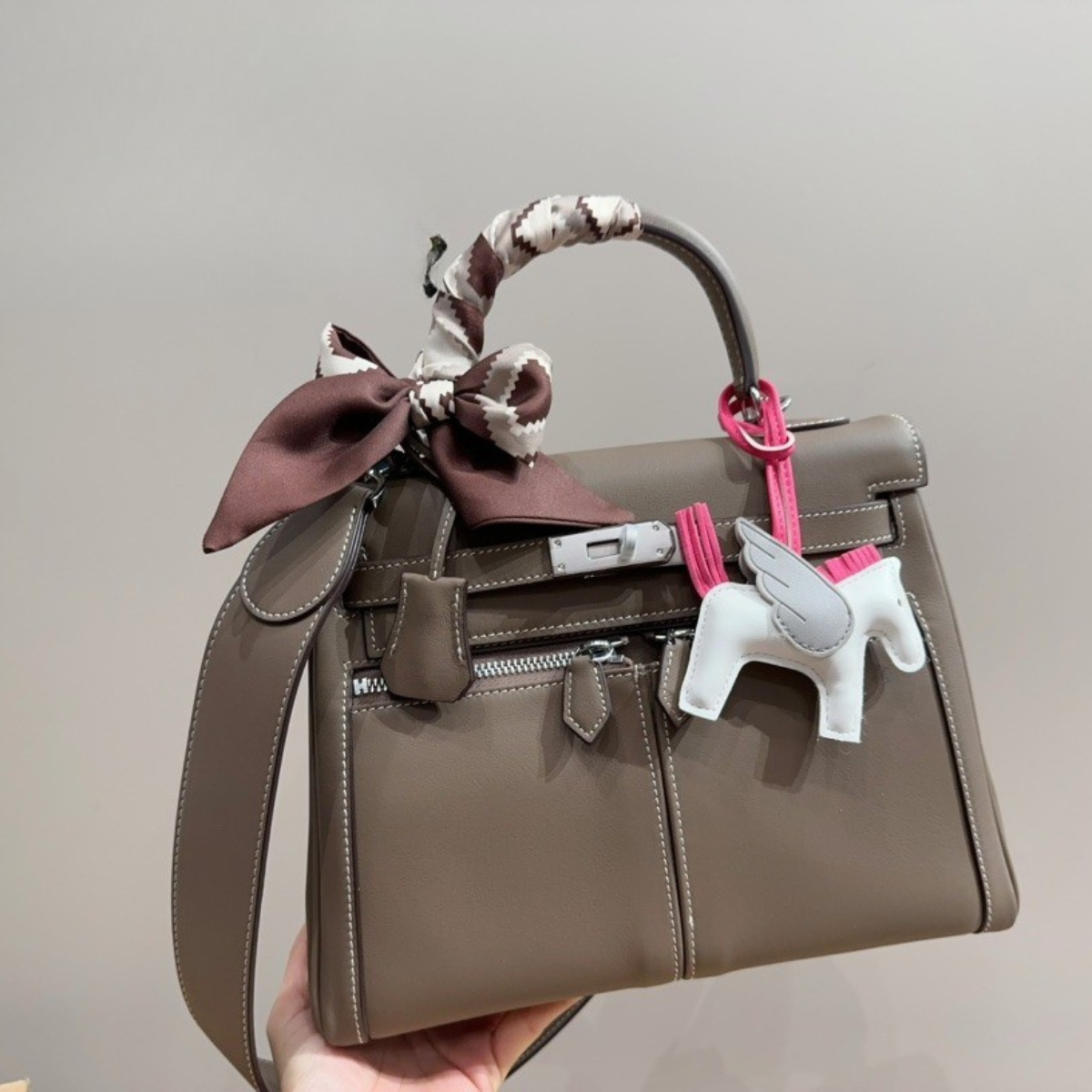 Hermès Classic Kelly Lakis Bag