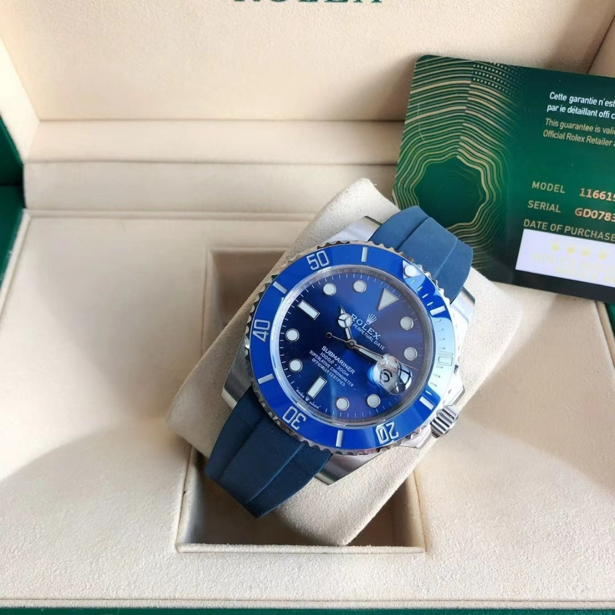 Rolex New Submariner Elite watch