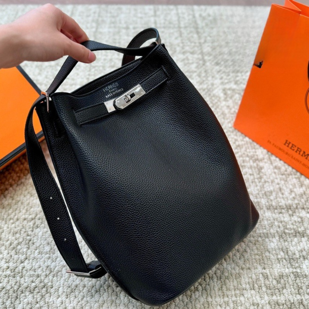 Hermès Vintage Shoulder Bag