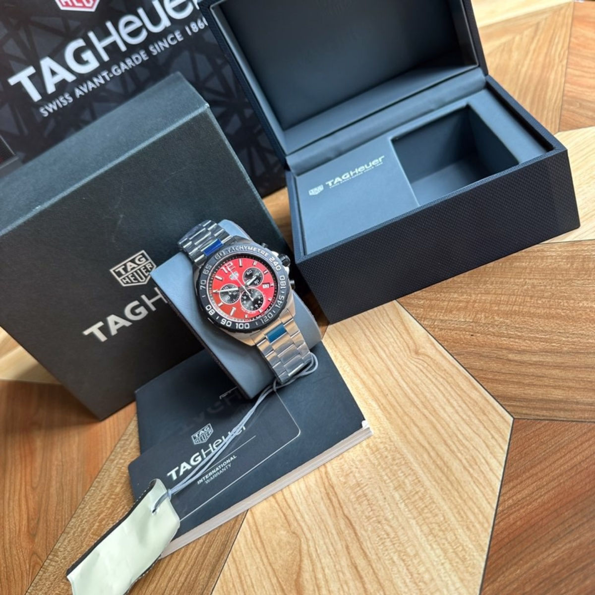 Tagheuer F1 GULF Special Watch