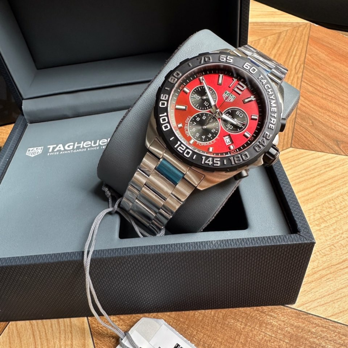 Tagheuer F1 GULF Special Watch