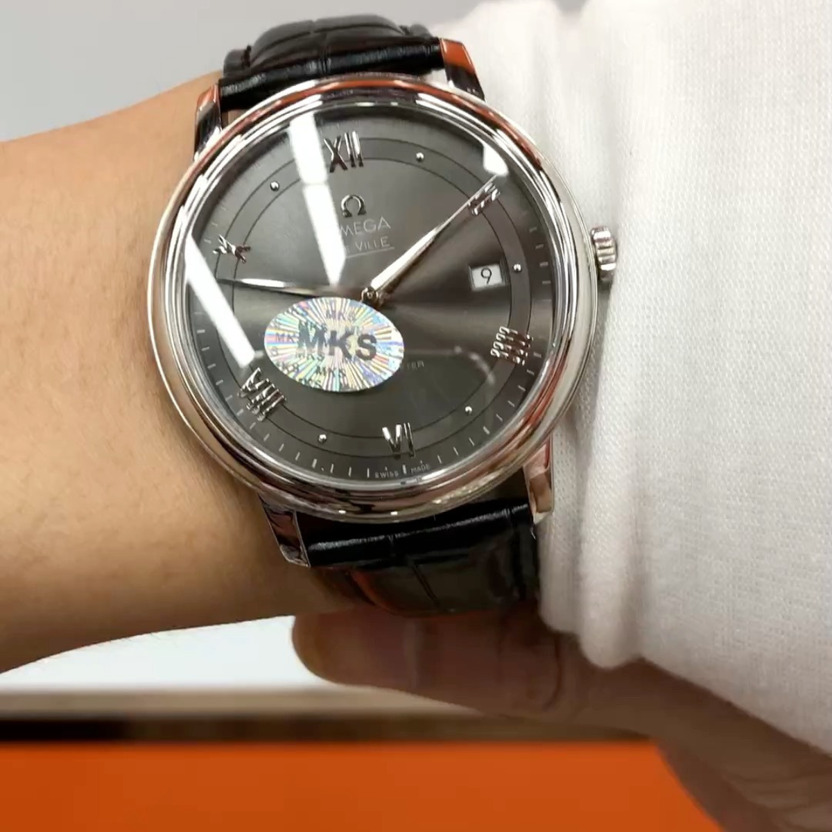 Omega Butterfly Thin Design Watch