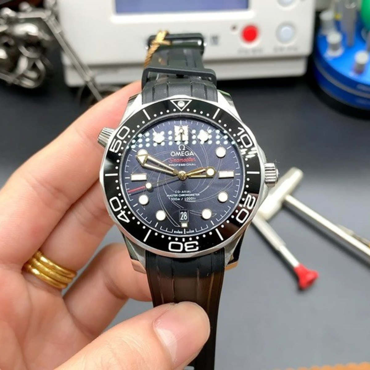 Omega Haima 300M 007 Watch