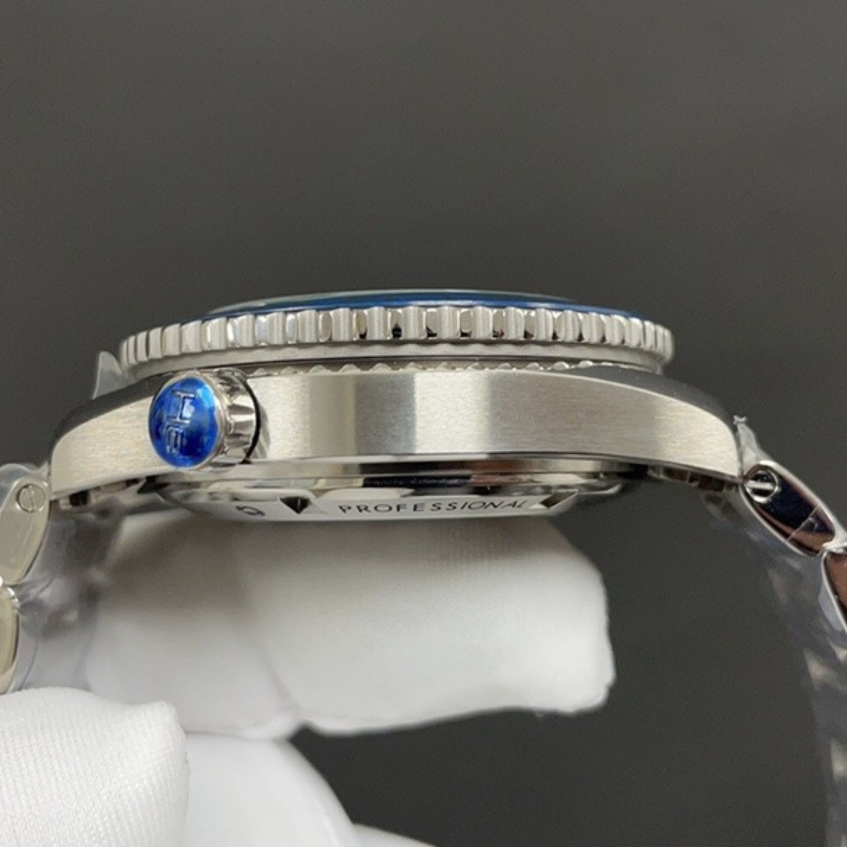 Omega Ocean Universe 600 Blue Watch