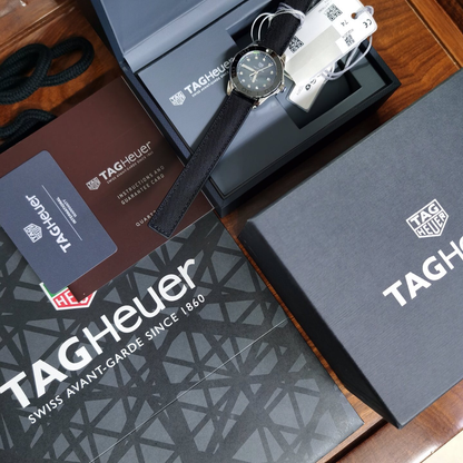 TAG Heuer Aquaracer 300M Diamond Dial Watch
