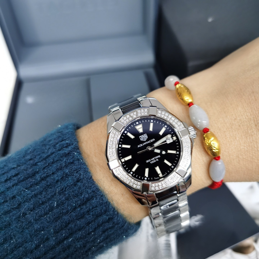 TAG Heuer Aquaracer 300M Diamond Bezel Watch (Black/White)