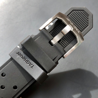 Tag Heuer Aquaracer Automatic Watch – Black Dial Rubber Strap