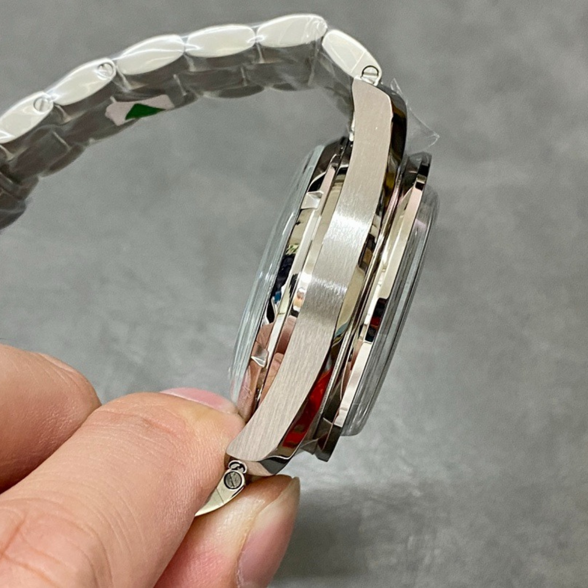 Omega Speedmaster Chronograph Watch