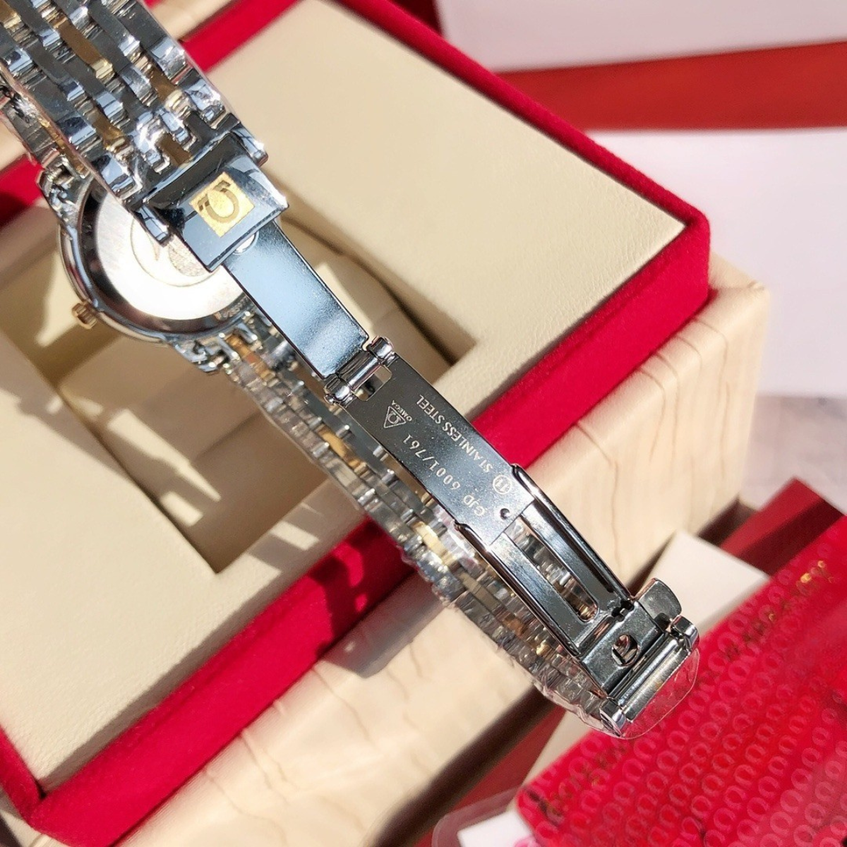 Omega Prestige Diamond Ladies Watch