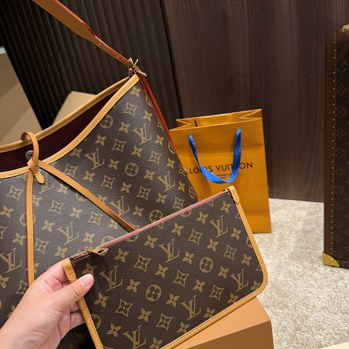 LV Carryall Large Bag