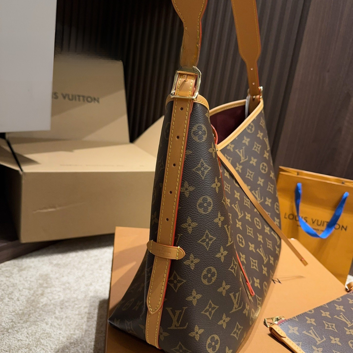 LV Carryall Large Bag