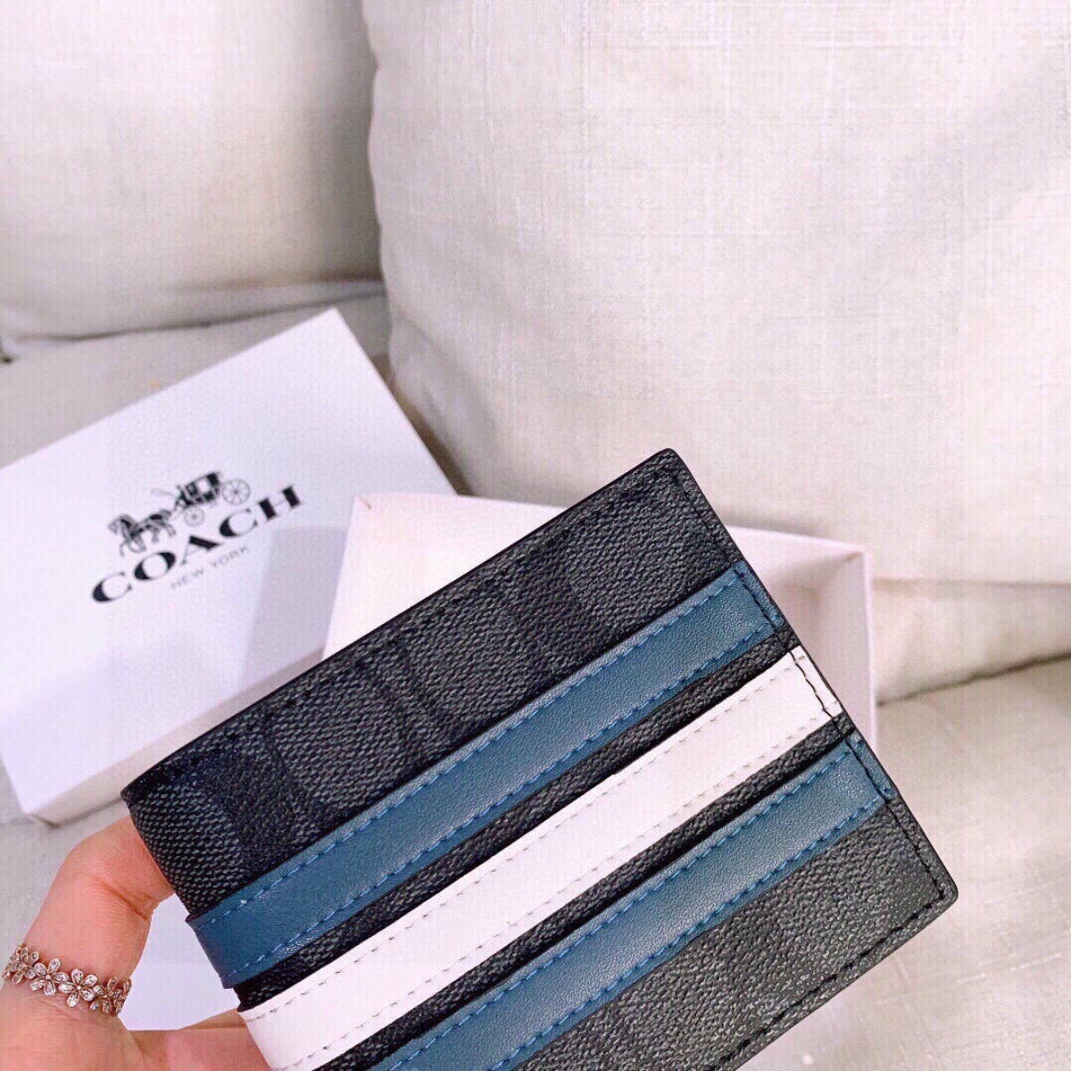 Coach Stylish Short Wallet