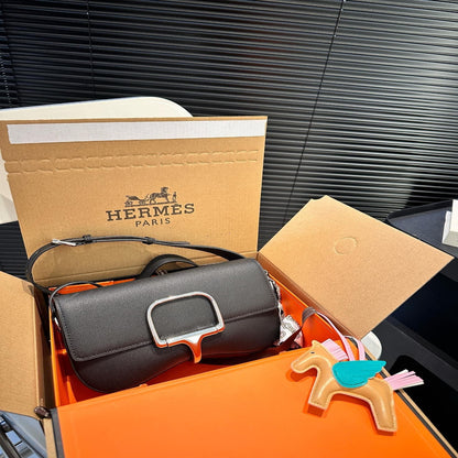 Hermès Luxury "Butt Bag