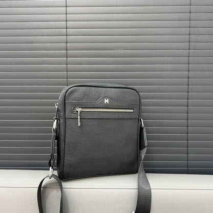 Hermès Embossed Leather Bag
