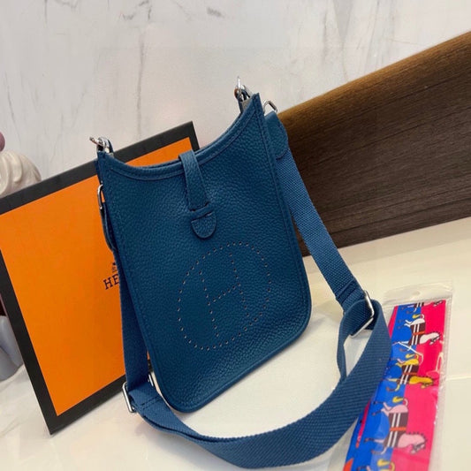 Hermès Evelyne 18 Bag