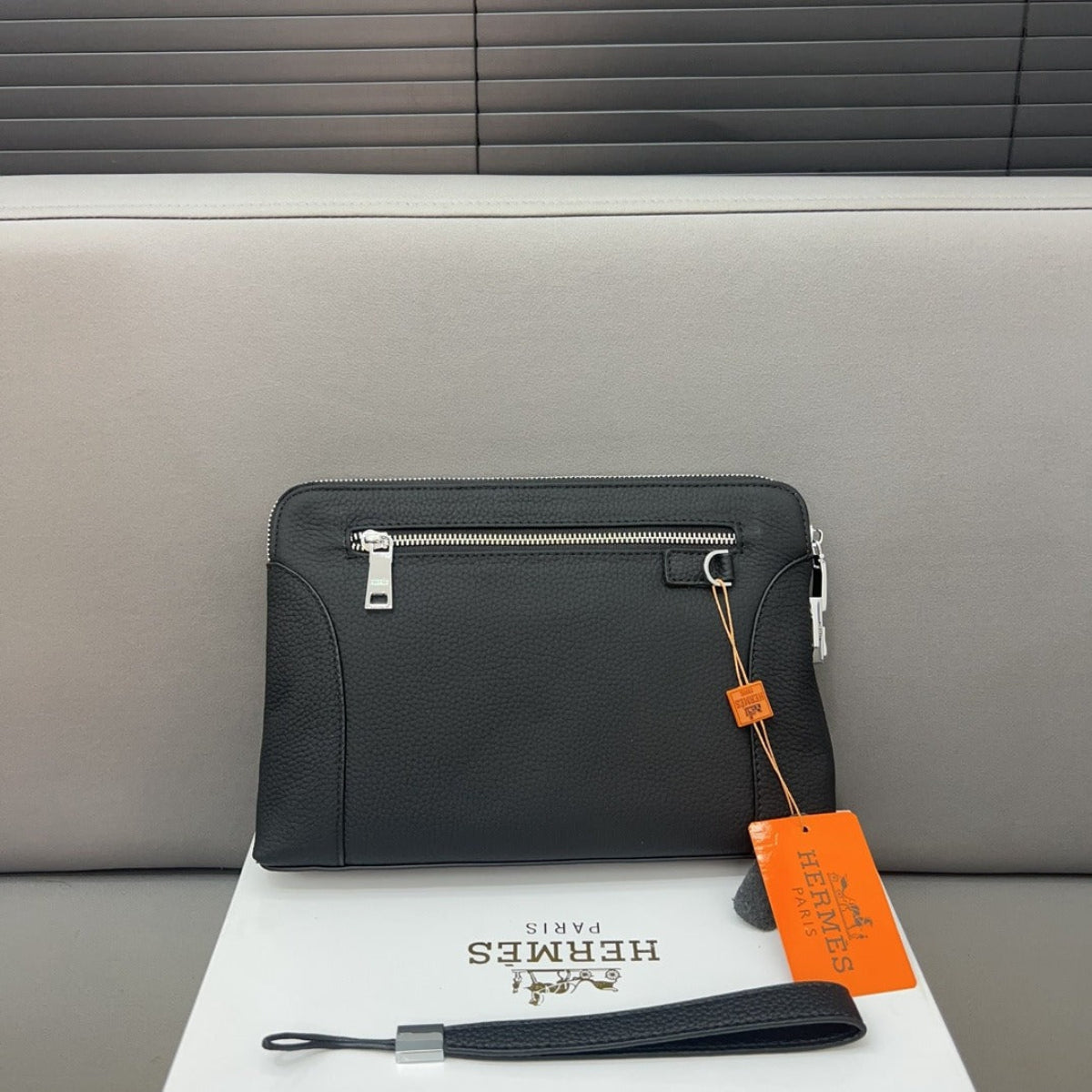 Hermès Leather Clutch & Card Holder Bag