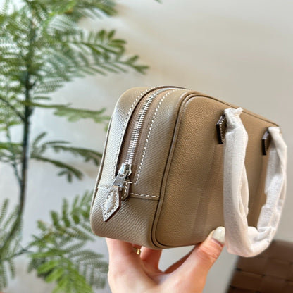 Hermès Plume 20 Hand Bag