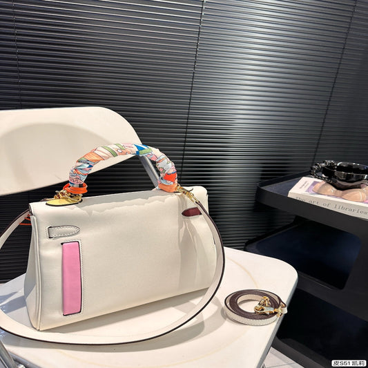 Hermès Kelly Leather Bag