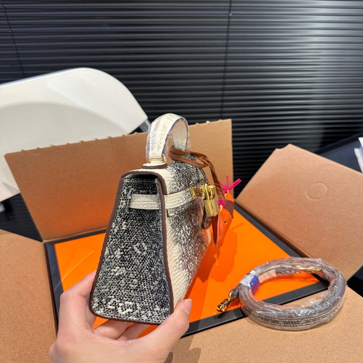 Hermès Kelly Lizard Print Leather Bag