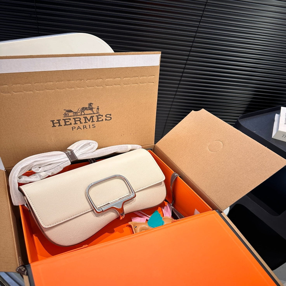 Hermès Luxury "Butt Bag