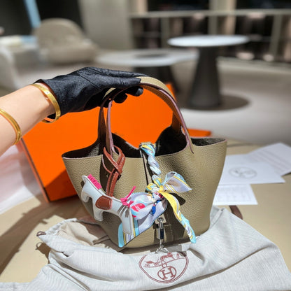 Hermès Basket 18 Bag