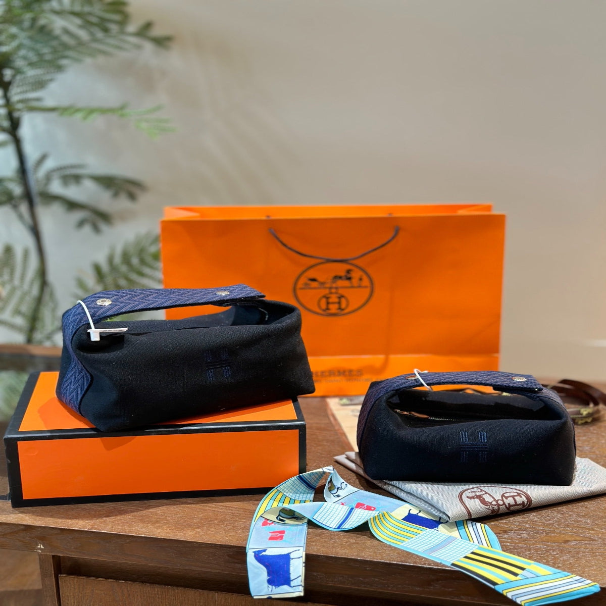 Hermès Bento Leather Bag