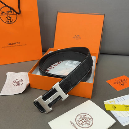 Hermès Sophisticated Leather Belt