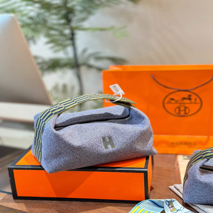 Hermès Bento Leather Bag