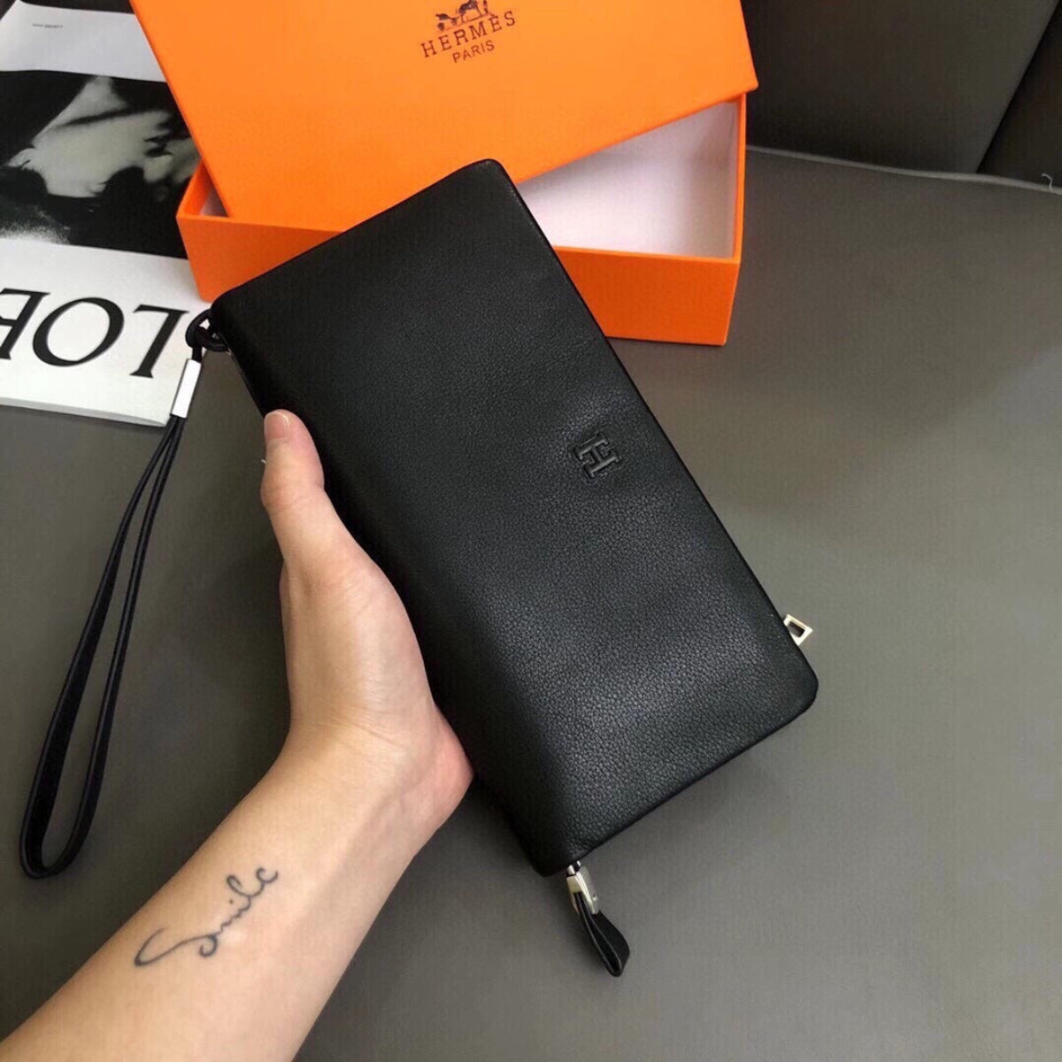 Hermès Black Clutch 21x10 Bag